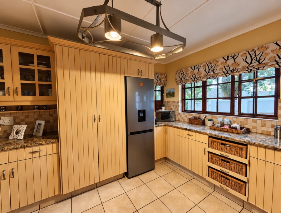 3 Bedroom Property for Sale in Denver Park Western Cape